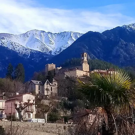 Apartment 48 M2 Avec Jardin Au Rdc Dans A 5 Min A Pied Des Thermes De Vernet-les-bains, Location De Samedi A Samedi
