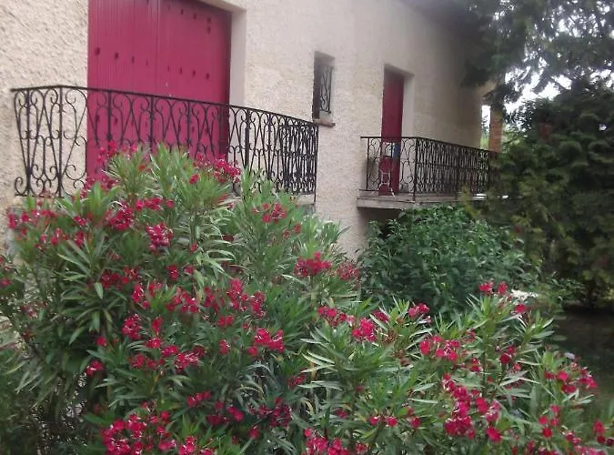 Jardin Thermal: Cozy Near