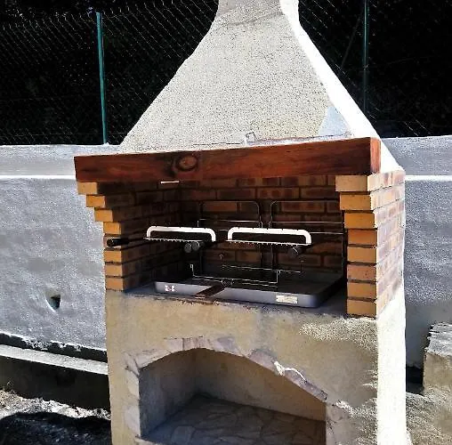 Jardin Thermal: Cozy Near Apartment